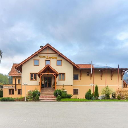 Penzion Larion Wellness Kralova Lehota Exterior foto