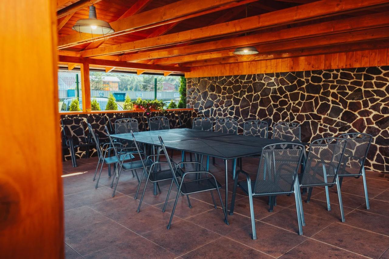 Penzion Larion Wellness Kralova Lehota Exterior foto