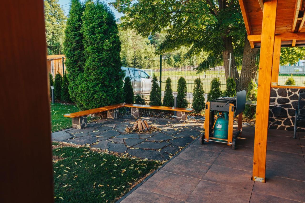 Penzion Larion Wellness Kralova Lehota Exterior foto