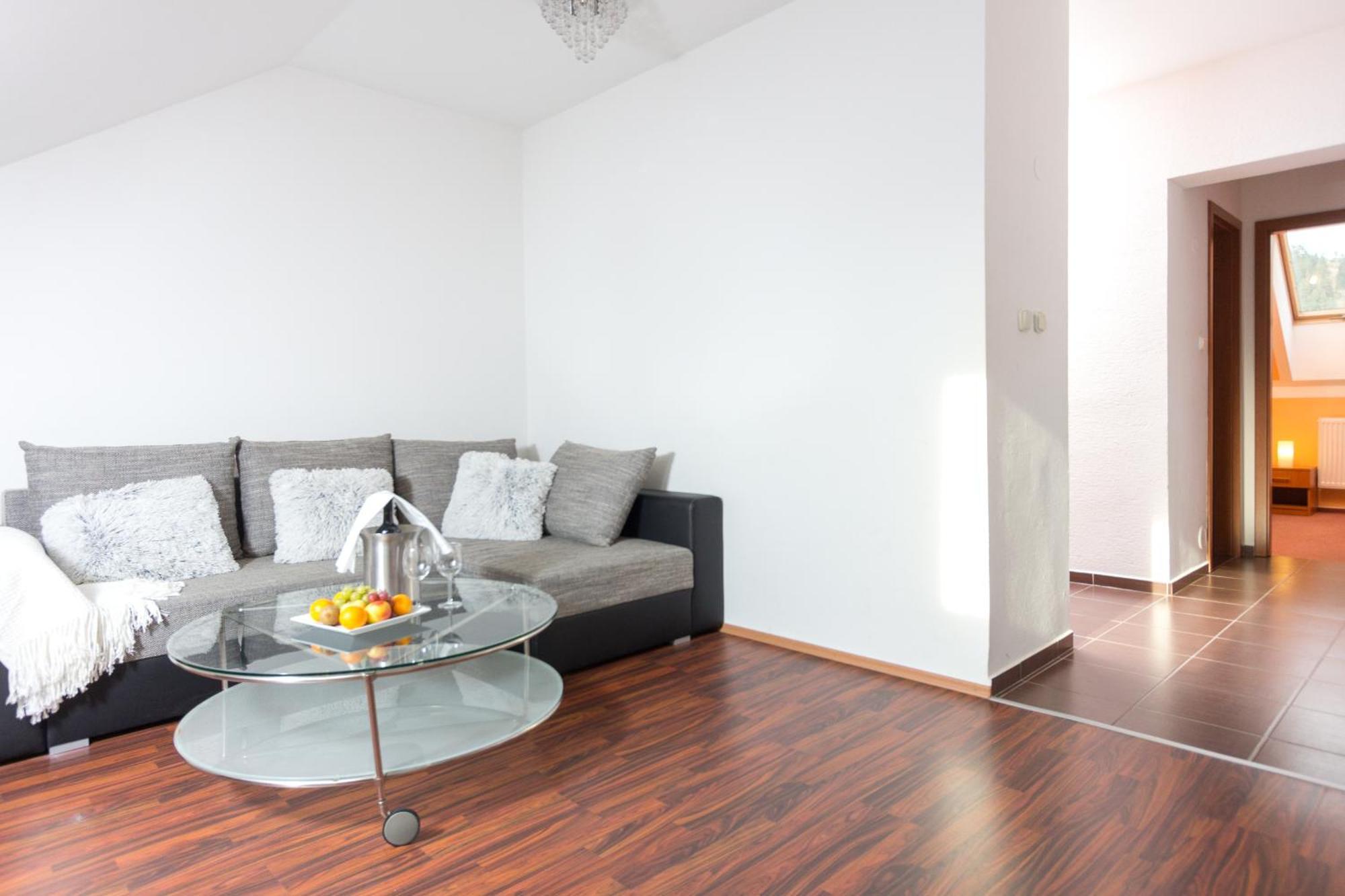 Penzion Larion Wellness Kralova Lehota Zimmer foto