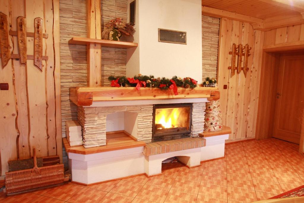 Penzion Larion Wellness Kralova Lehota Exterior foto