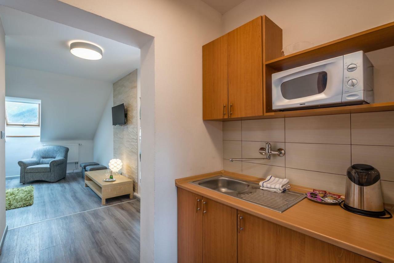 Penzion Larion Wellness Kralova Lehota Exterior foto